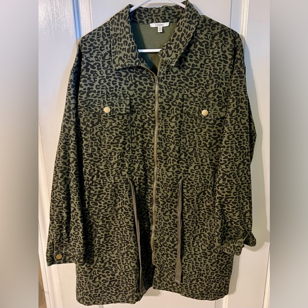 JODIFL Olive Leopard Print Shacket — SIZE L